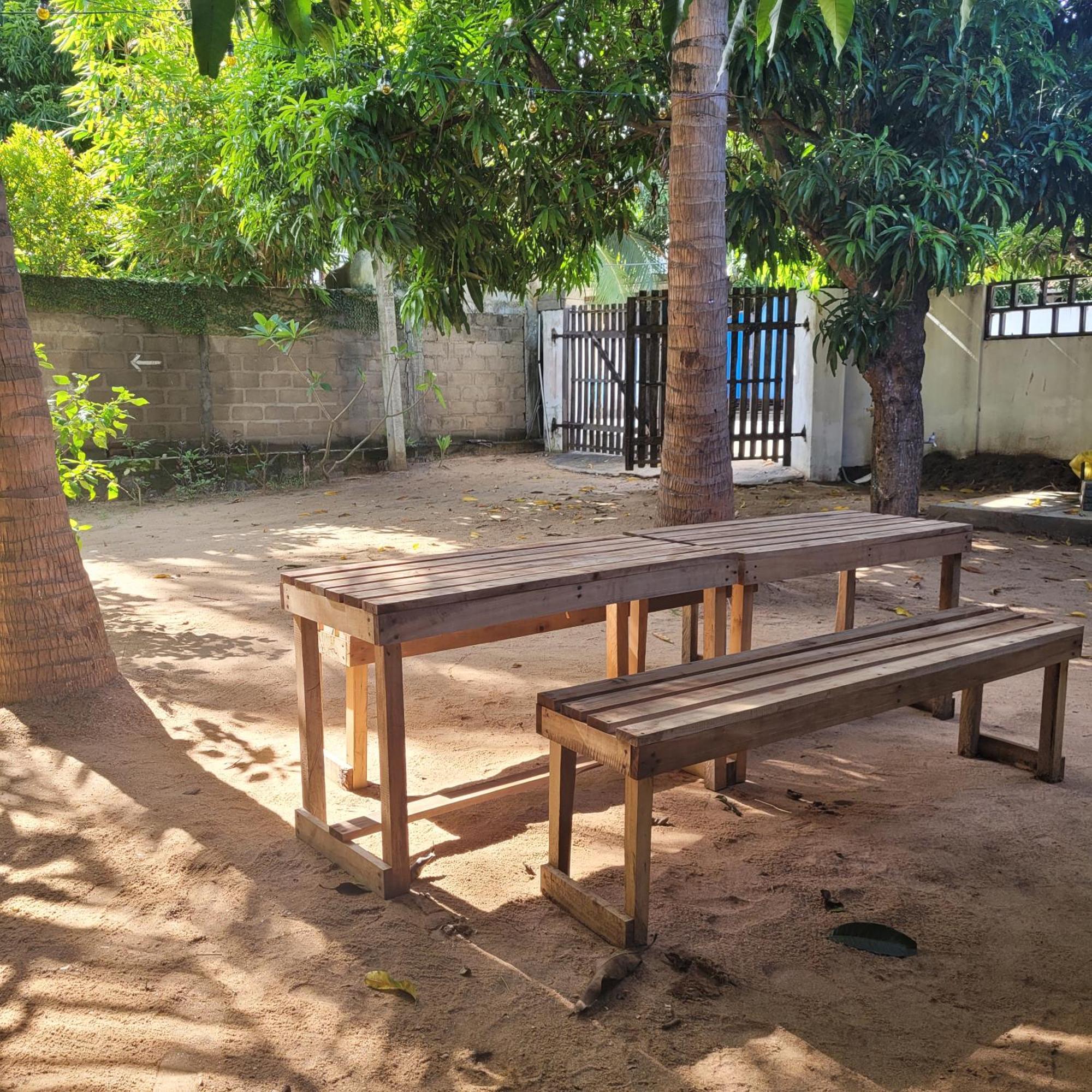 Agra Arugambay Hostel Аругам Бей Екстериор снимка