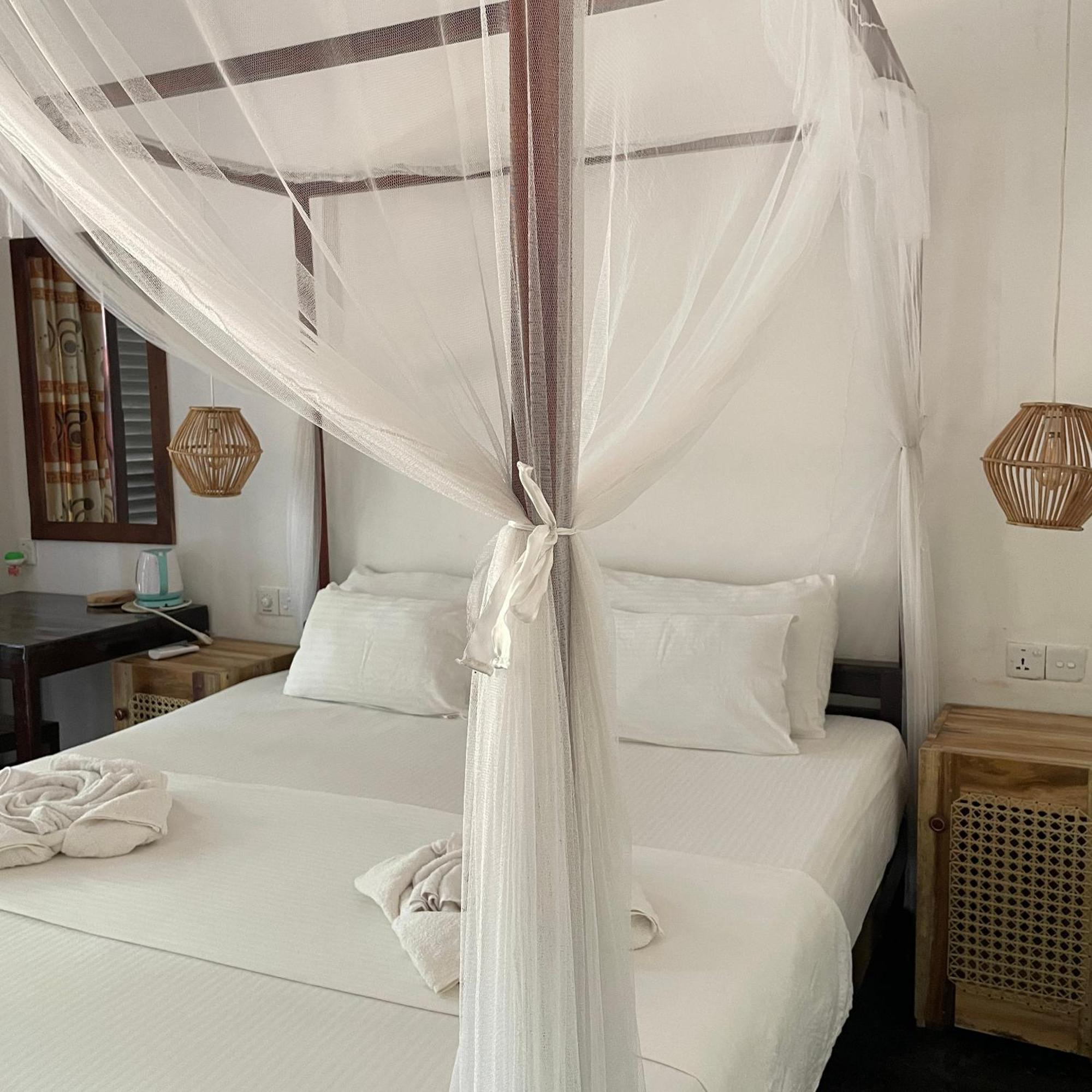 Agra Arugambay Hostel Аругам Бей Екстериор снимка