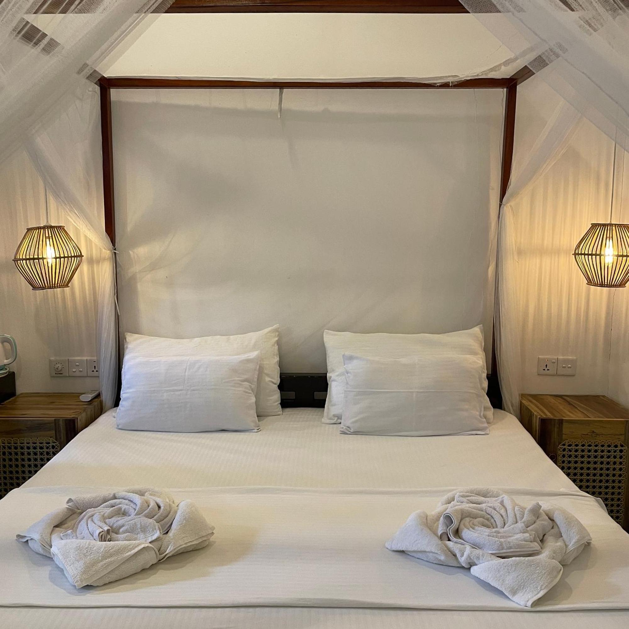 Agra Arugambay Hostel Аругам Бей Екстериор снимка